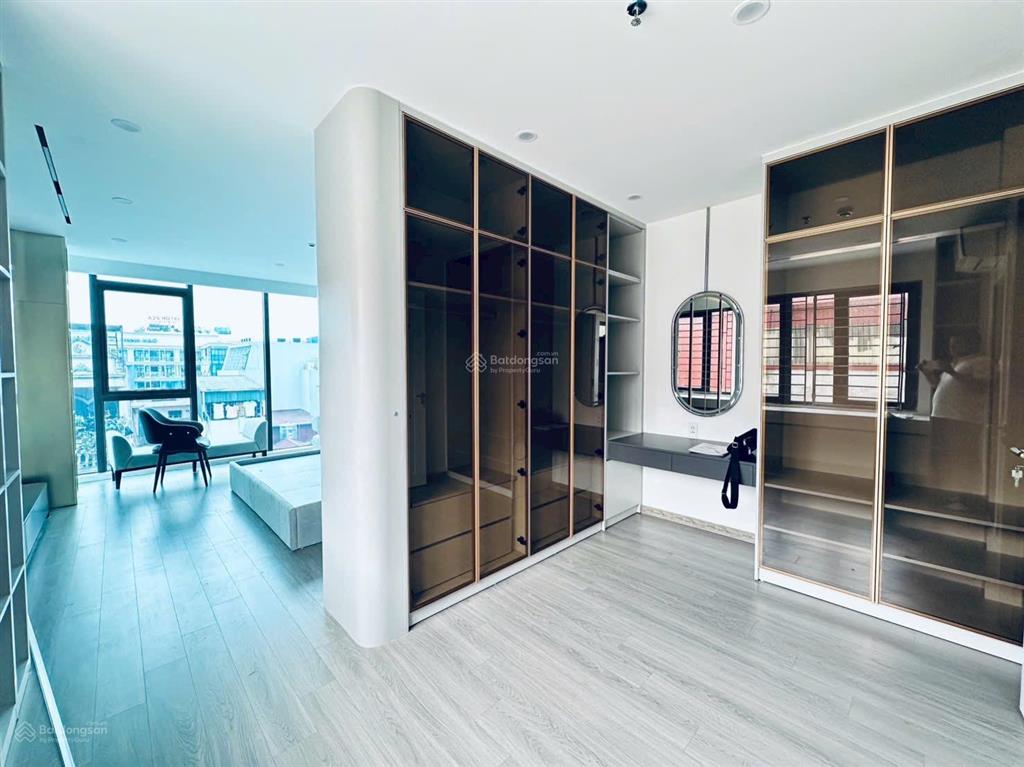 Bán tòa văn phòng mặt phố la thành lô góc 3 mặt thoáng kinh doanh 8 tầng có hầm  78m hơn 50 tỷ