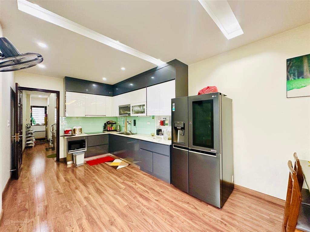 Bán mặt phố vương thừa vũ  vị trí đắc địa  lô góc  vỉa hè rộng  kinh doanh50m25tầng  26tỷ