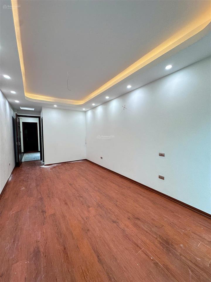 Bán mặt phố định công thượng 2 thoáng  gần chợkinh doanh sầm uất 56m 5 tầng thang máy  19 tỷ