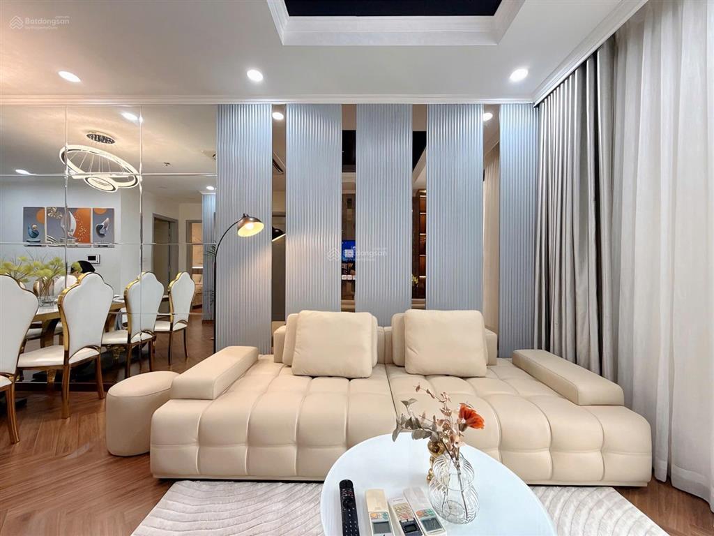Chính chủ gửi bán căn hộ 1pn park hill times city giá chỉ 5,3 tỷ sẵn sổ giao dịch  0835 339 ***