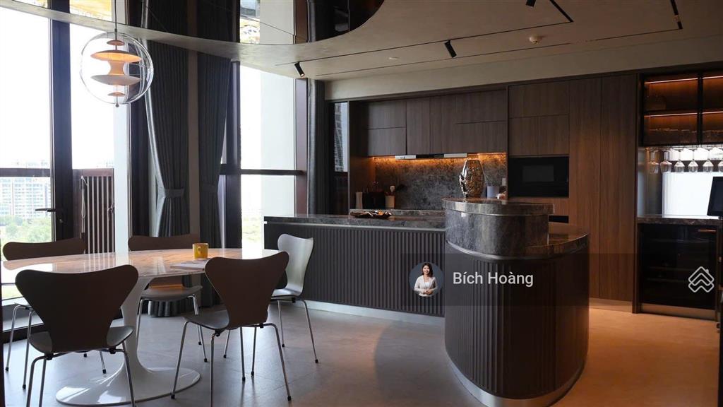 The galleria  cho thuê căn hộ 4pn full nội thất, thang riêng lên căn hộ