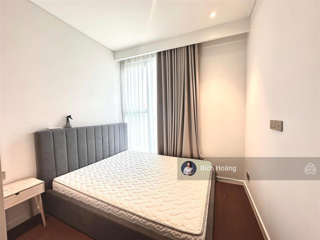 * the crest  bán căn hộ 2pn  full nội thất  94m2  giá chỉ 25 tỷ all  in