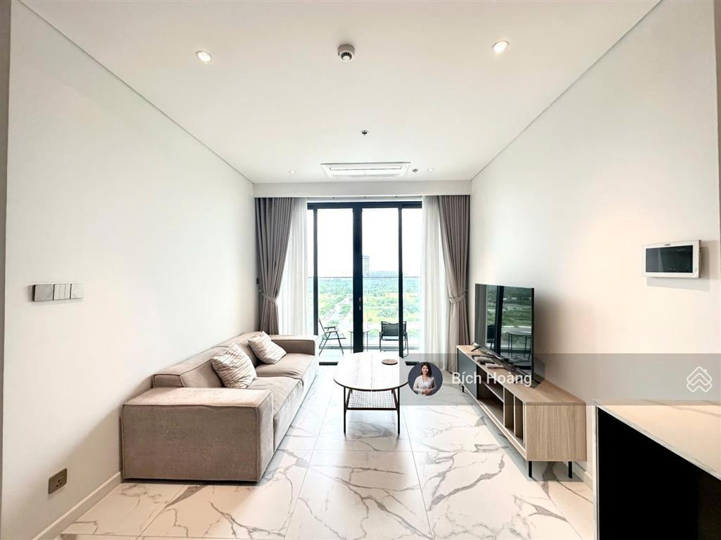 * the crest  bán căn hộ 2pn  full nội thất  94m2  giá chỉ 25 tỷ all  in