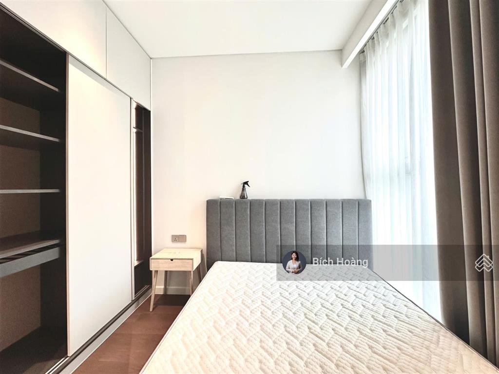 * the crest  bán căn hộ 2pn  full nội thất  94m2  giá chỉ 25 tỷ all  in