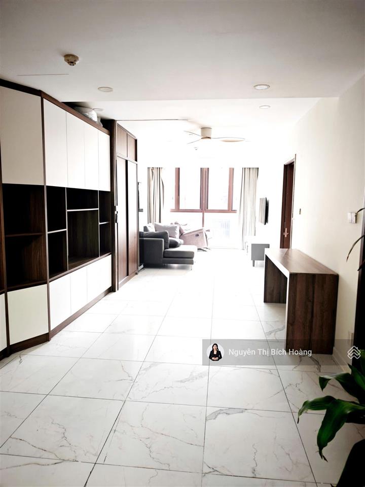 The galleria cho thuê  duplex 3pn  full nt  có sân vườn