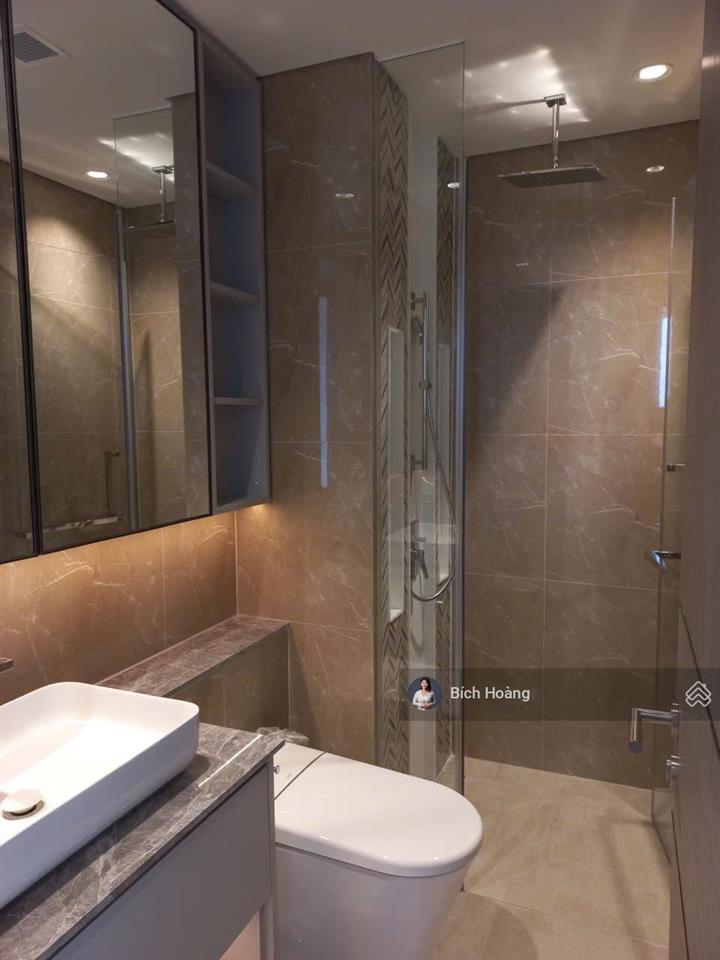 The opera residence  cho thuê căn hộ 2pn nội thất cơ bản, view quận 1