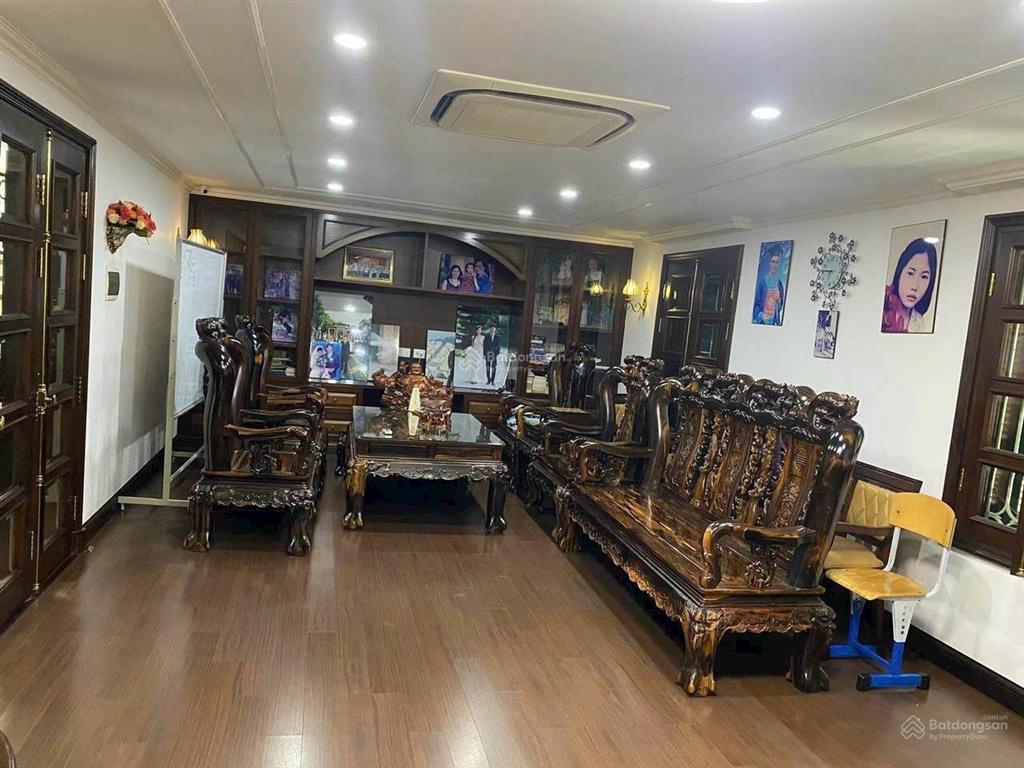 Biệt thự góc 2 mặt tiền đường 20m, vị trí nổi bật gần tttm gigamall. nhà y hình, giá 43 tỷ