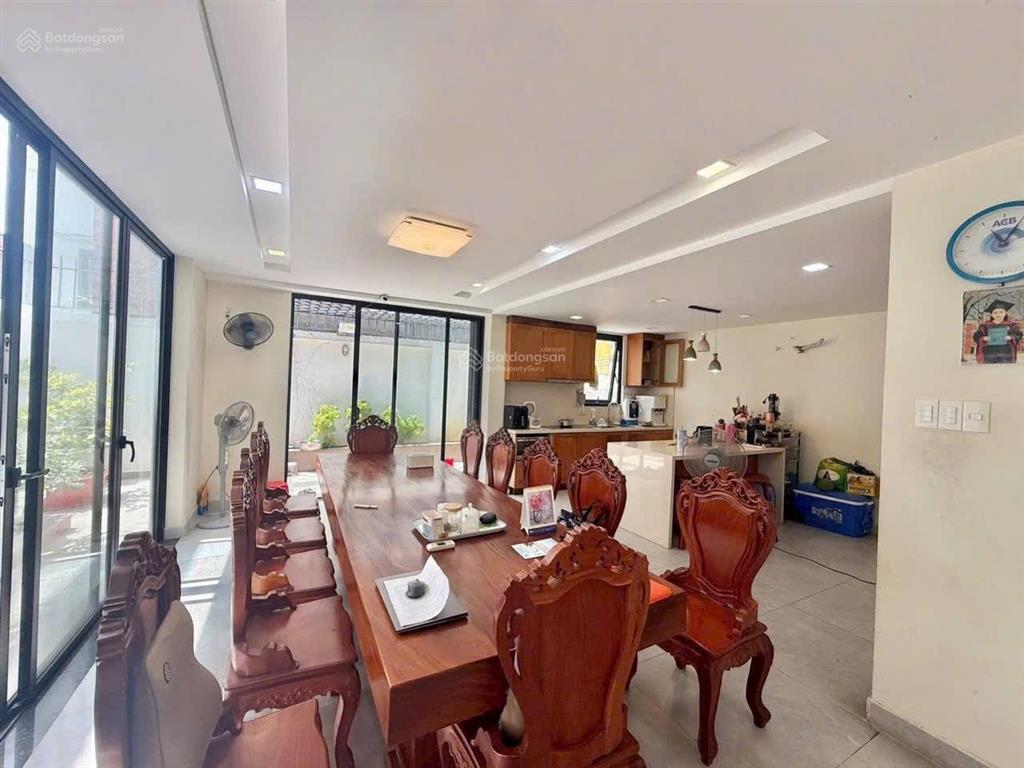 Giảm 2tỷ  biệt thự 4 tầng dt 198m2(9x22m). khu bên sông, gần gigamall phạm văn đồng. giá 21,5tỷ