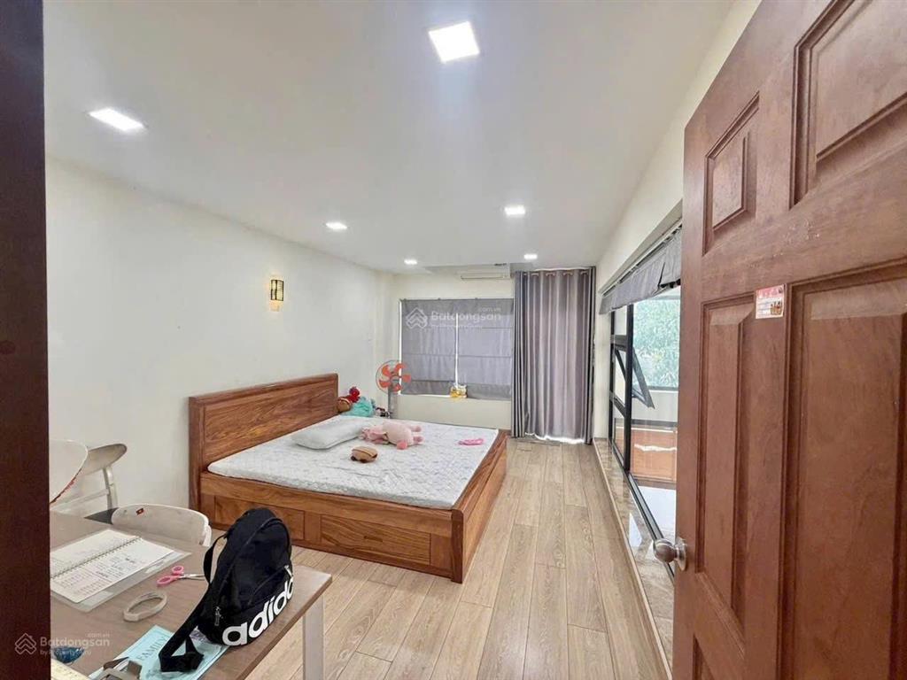 Giảm 2tỷ  biệt thự 4 tầng dt 198m2(9x22m). khu bên sông, gần gigamall phạm văn đồng. giá 21,5tỷ