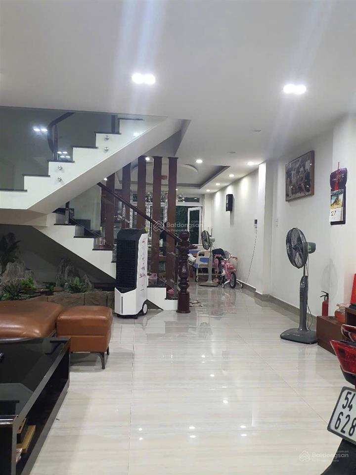 Bán nhà đẹp giá tốt ngay tttm gigamall, khu bên sông p. hiệp bình chánh. nhà 4 tầng 90m2(5x18m)