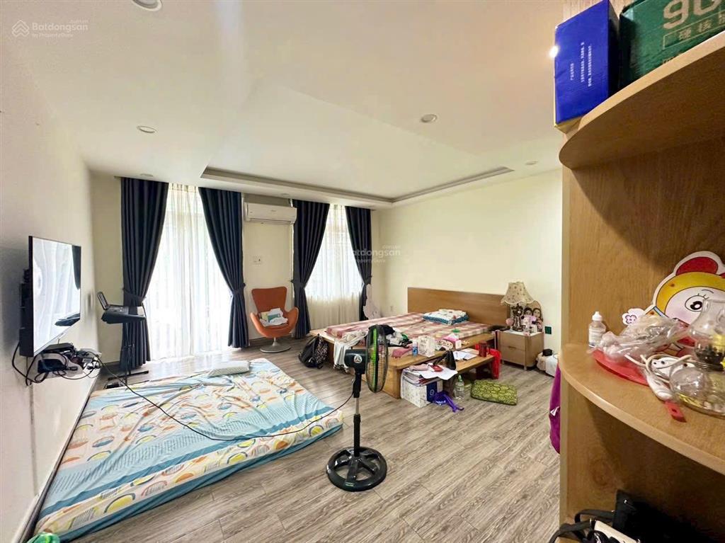 Bán nhà đẹp giá tốt ngay tttm gigamall, khu bên sông p. hiệp bình chánh. nhà 4 tầng 90m2(5x18m)