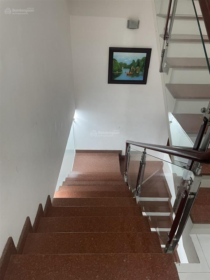 Giảm 1 tỷ cần bán nhanh. nhà đẹp rẻ thời điểm. nhà 4 tầng 90m2(5x18m). đường 10m. khu sang đồng bộ
