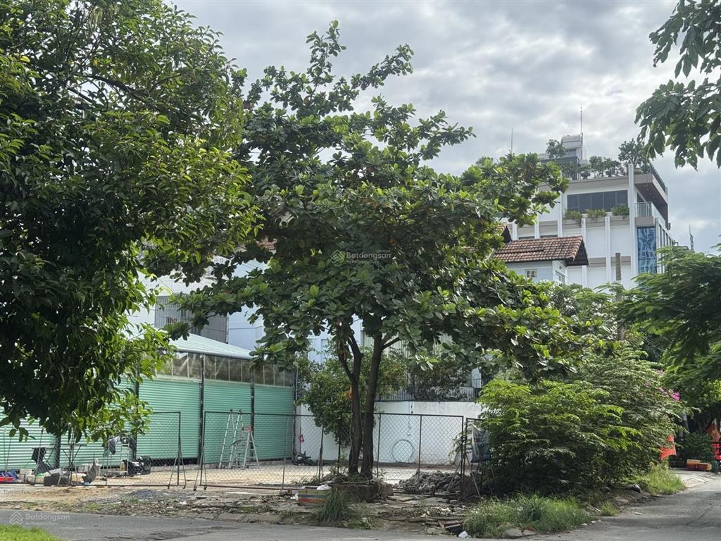 Cực phẩm  lô góc 2 mặt tiền đường số 10, view trực diện sông sg. dt 234m2(12x20). siêu hiếm