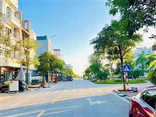 Hot. một lô view trường học giá 3.050 tỷ. kđt tân phú hưng tphd