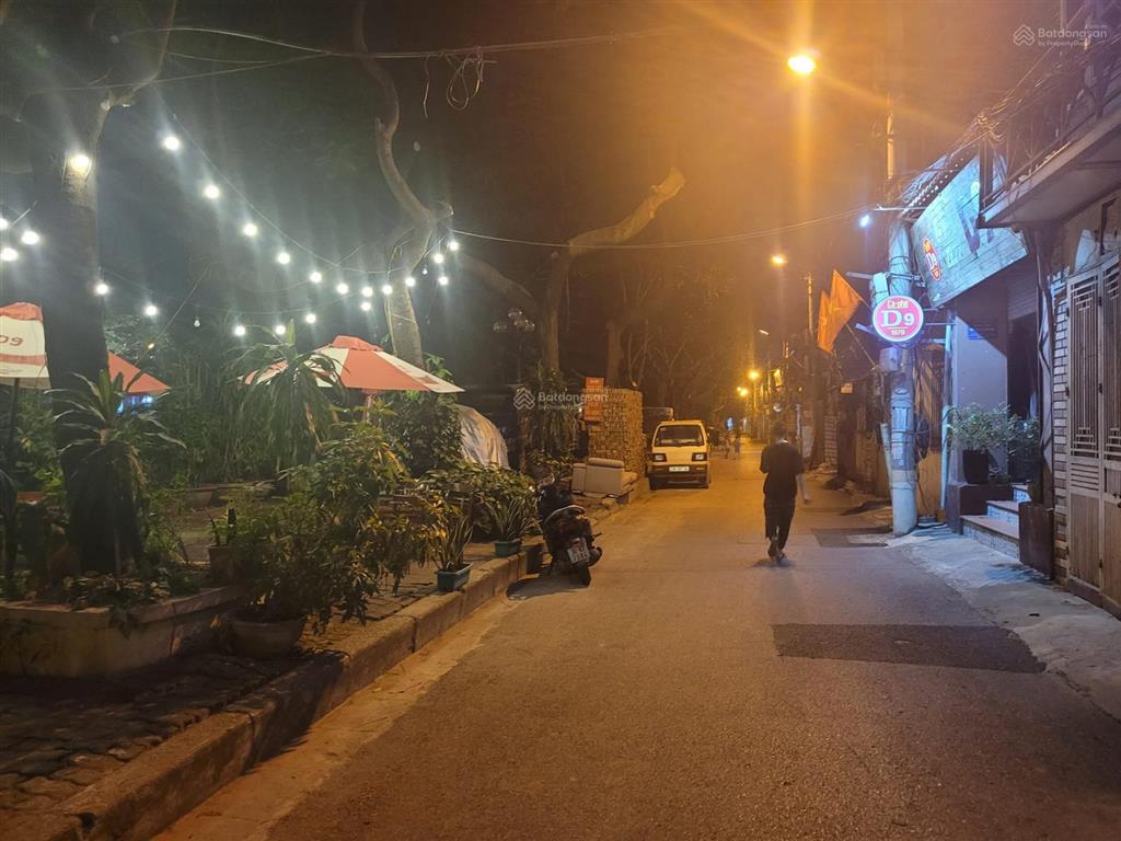 Phòng khép kín khu tam trinh đền lừ yên tĩnh, an ninh tốt, gần chợ, xe bus