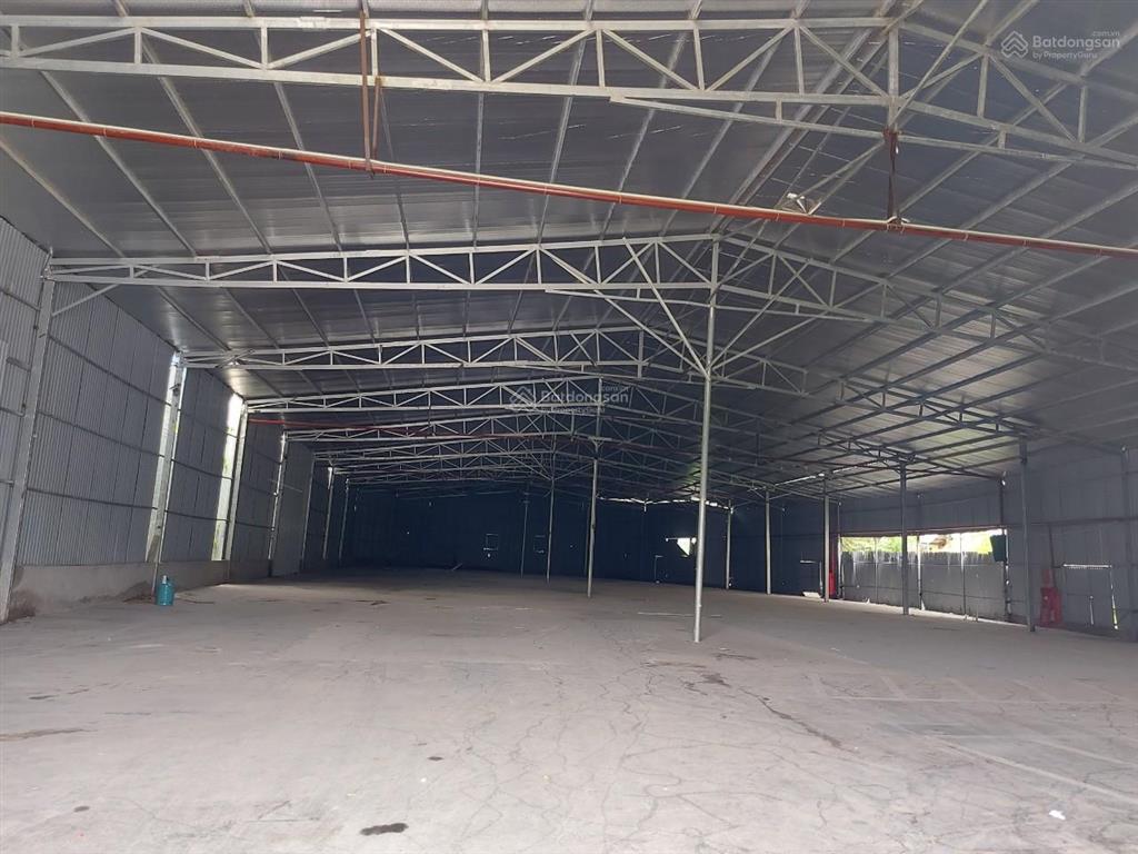 Cần cho thuê 900m² kho xưởng tại cầu diễn container vào tận nơi
