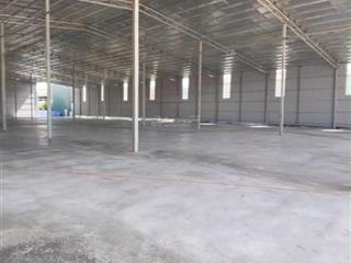 Cho thuê 800m2 kho xưởng chính chủ mặt đại lộ thăng long, container vào tận nơi