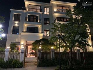 Chính chủ bán biệt thự bason mặt tiền sông sài gòn quận 1