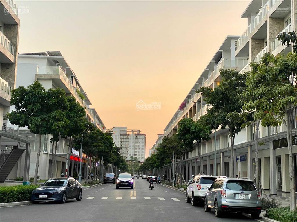 Bán gấp shophouse sala lõi thủ thiêm, dòng tiền 1.8 tỷ