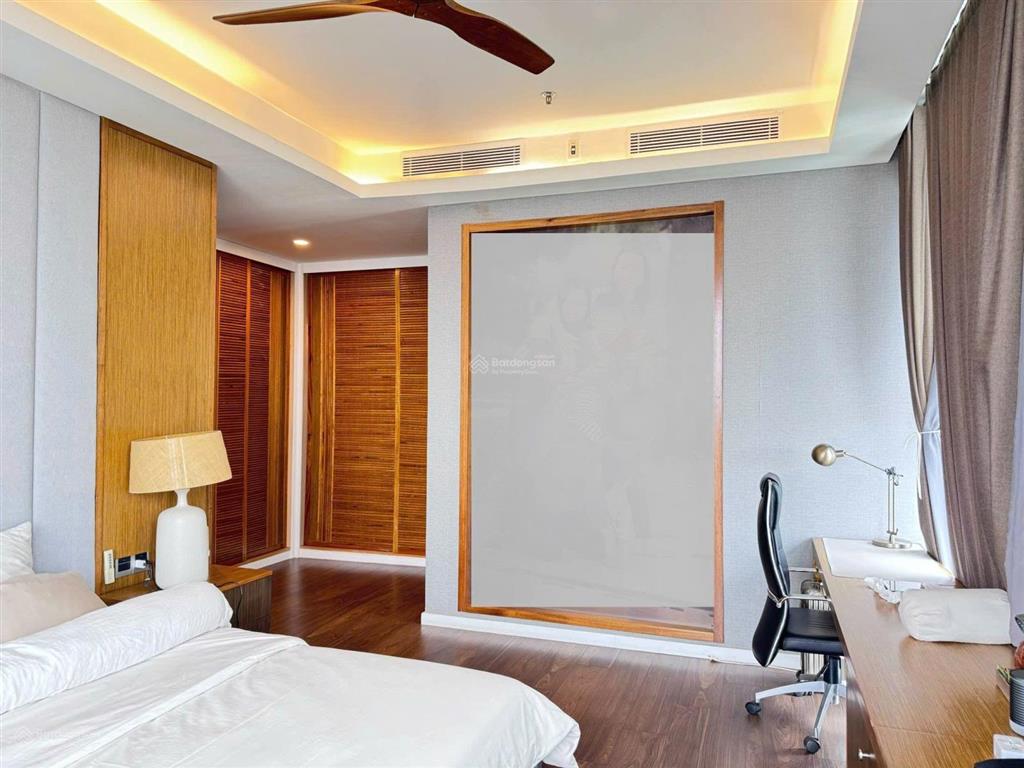 Chính chủ cần bán căn hộ sarica ôm trọn công viên sala