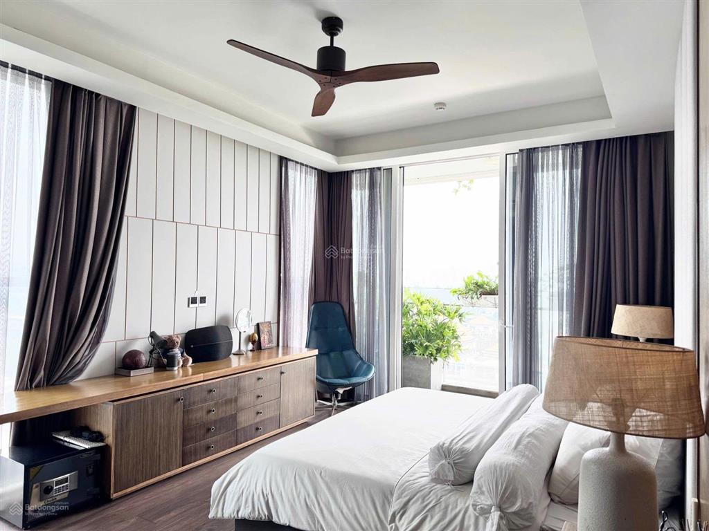 Chính chủ cần bán căn hộ sarica ôm trọn công viên sala