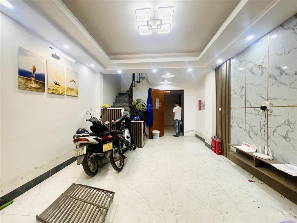 Hàng hiếm tại trần đại nghĩa, bán gấp nhỉnh 12 tỷ, 43m2, 8pn khép kín 0979 130 *** giá đầu tư