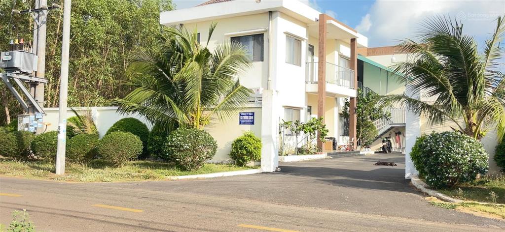Bán lô góc 2 mặt tiền đường nhựa cmtt  lthg thuộc tt đất đỏ (cũ)  brvt tp hcm ngang 17 dài 26 th
