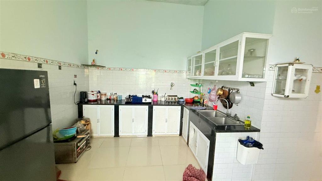 Chủ ngộp lắm rồi anh chị ạ cần bán gấp căn nhà, một lầu 1 trệt anh chị ạ