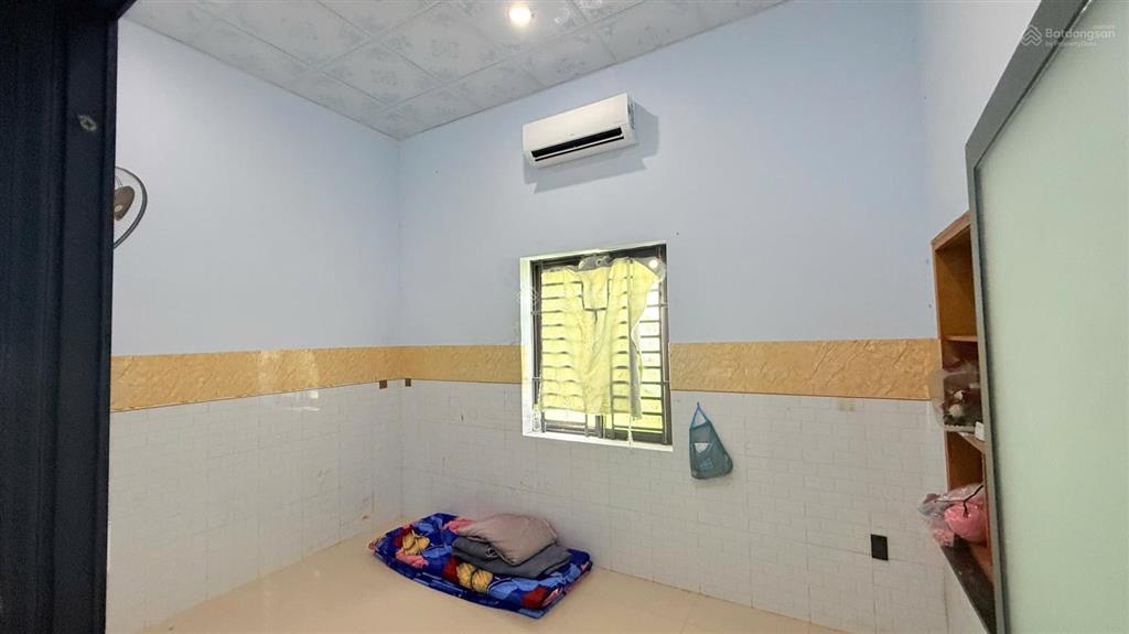 Chủ ngộp lắm rồi anh chị ạ cần bán gấp căn nhà, một lầu 1 trệt anh chị ạ