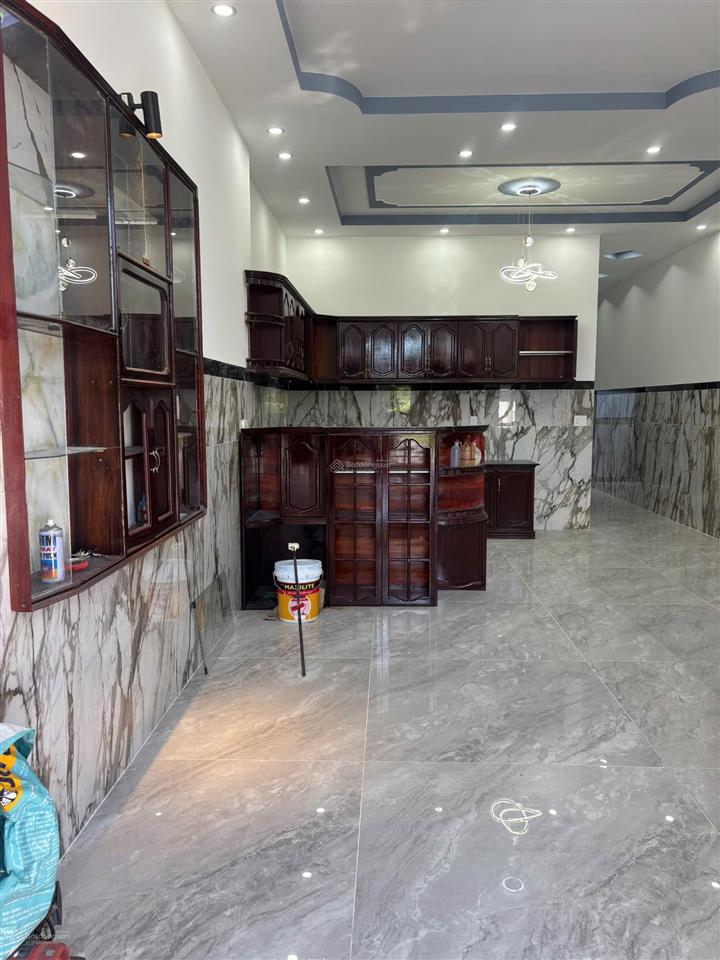 Cần bán căn nhà đường phước năng. xã long điền thành phố hồ chí minh căn nhà 1 lầu 1 trệt .
