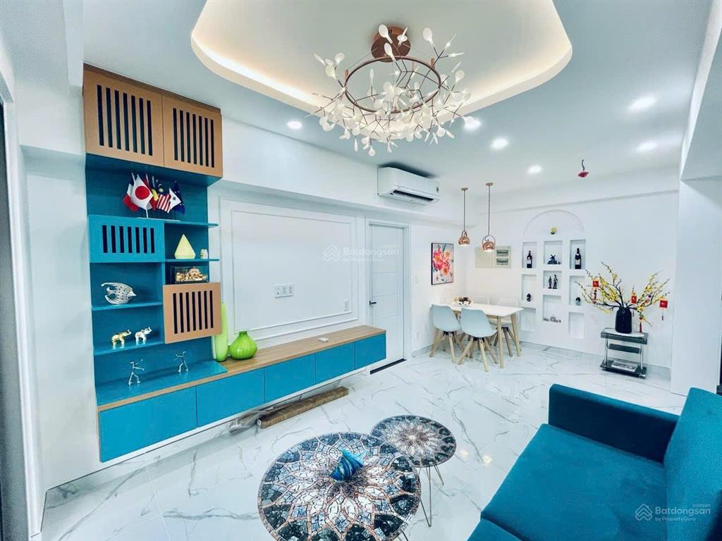 Bán căn hộ chung cư tại chung cư hưng phúc 2pn, 2wc đầy đủ nội thất giá tốt 7,5 tỷ sổ hồng