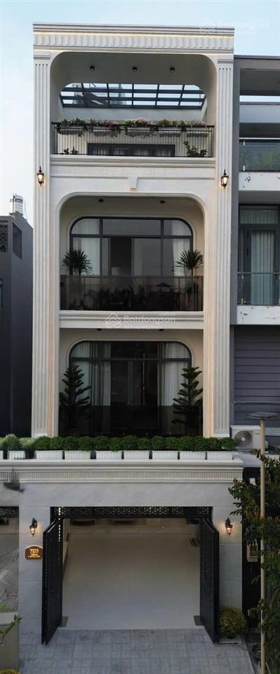 Bán nhà mặt phố tại d6, p phú mỹ, q7, tp.hcm, 17,8 tỷ, 90m2