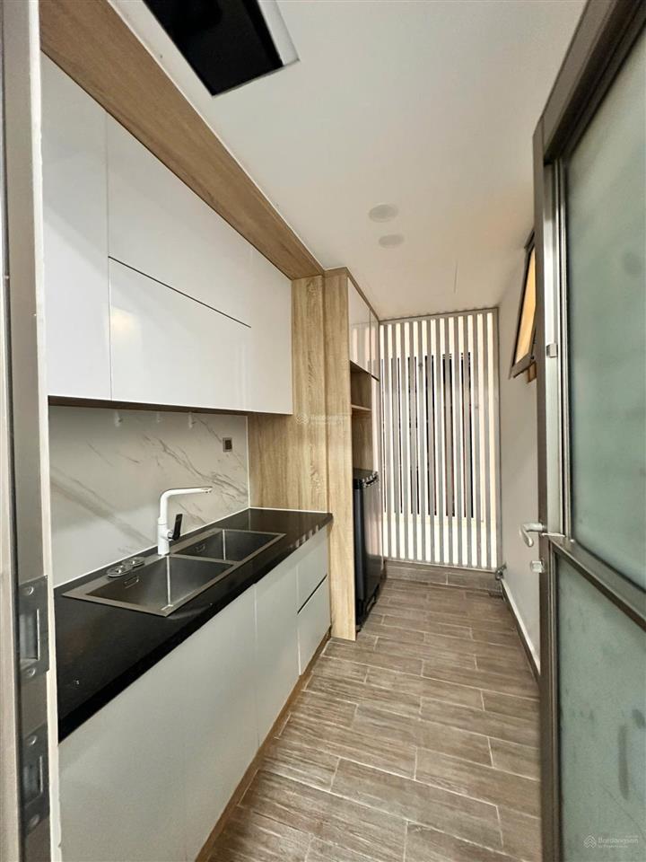 Bán căn hộ đẹp tại the signature, 8,5 tỷ, 81 m2, có ô xe quận 7, tp.hcm, nhiều tiện ích hot!