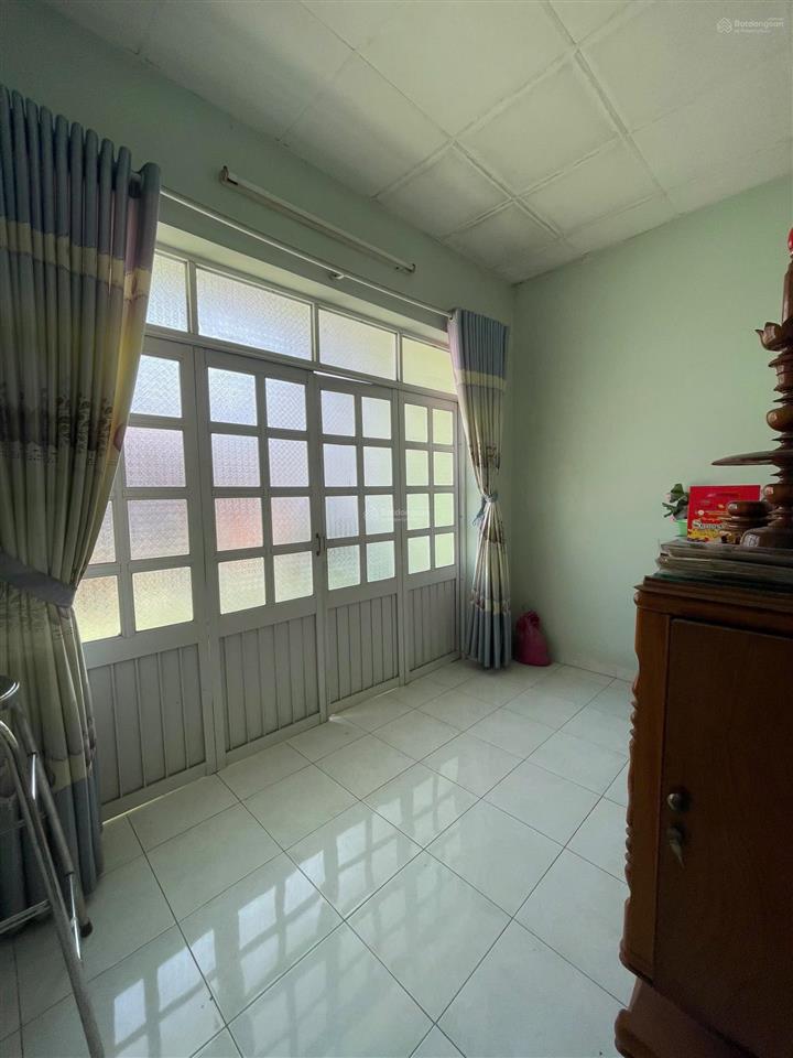 Bán nhà hẻm 2/4 vạn thắng cạnh ngân hàng bidv) nằm ngay trung tâm nha trang. giá 3 tỷ 200