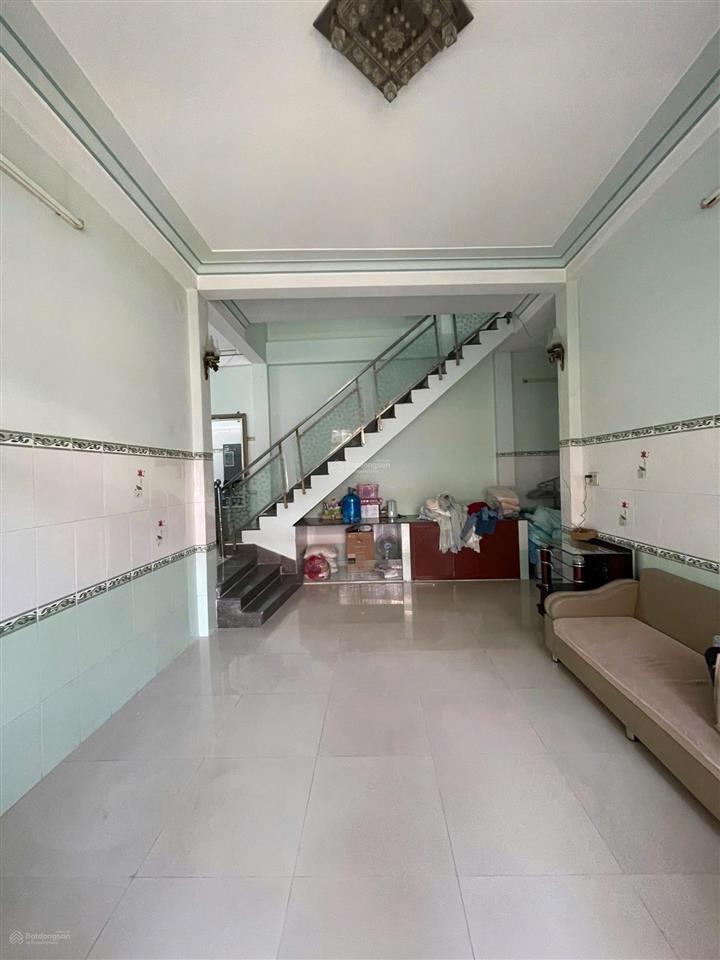 Bán nhà hẻm 2/4 vạn thắng cạnh ngân hàng bidv) nằm ngay trung tâm nha trang. giá 3 tỷ 200