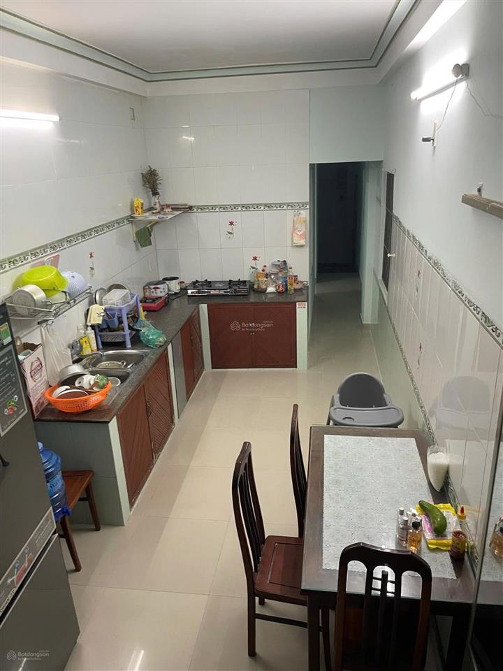 Bán nhà hẻm 2/4 vạn thắng cạnh ngân hàng bidv) nằm ngay trung tâm nha trang. giá 3 tỷ 200