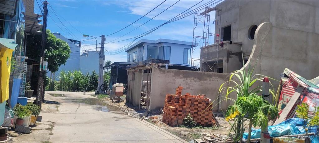 Bán đất mặt tiền đường thôn tây  bắc nha trang (vĩnh phương cũ). giá chỉ 13tr/m2