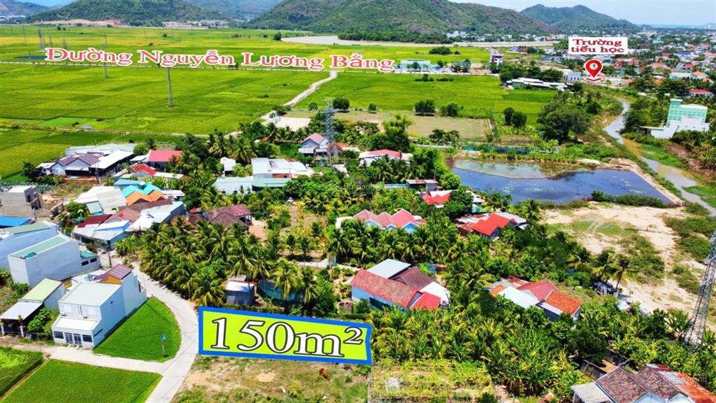 Bán đất mặt tiền đường thôn tây  bắc nha trang (vĩnh phương cũ). giá chỉ 13tr/m2