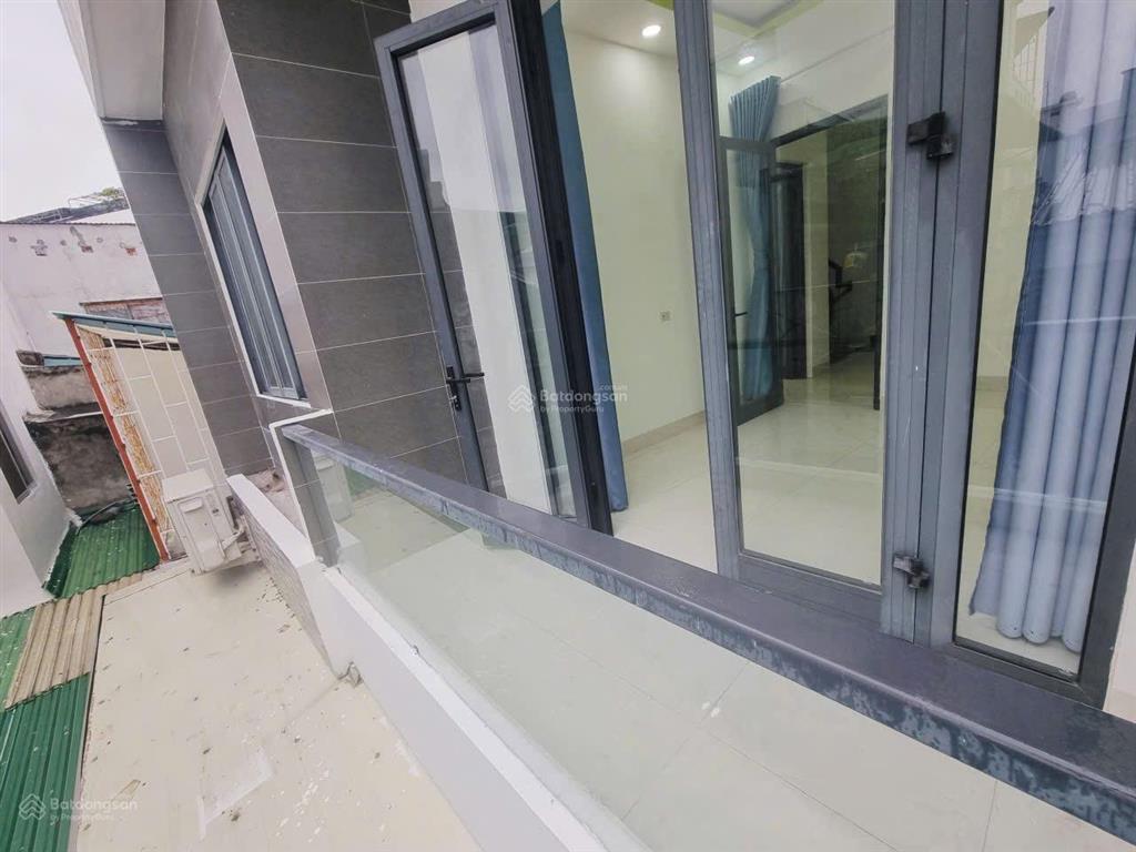 Bán nhà 3 tầng hẻm lạc long quân, phường phước tân 54m2 giá 4 tỷ 700