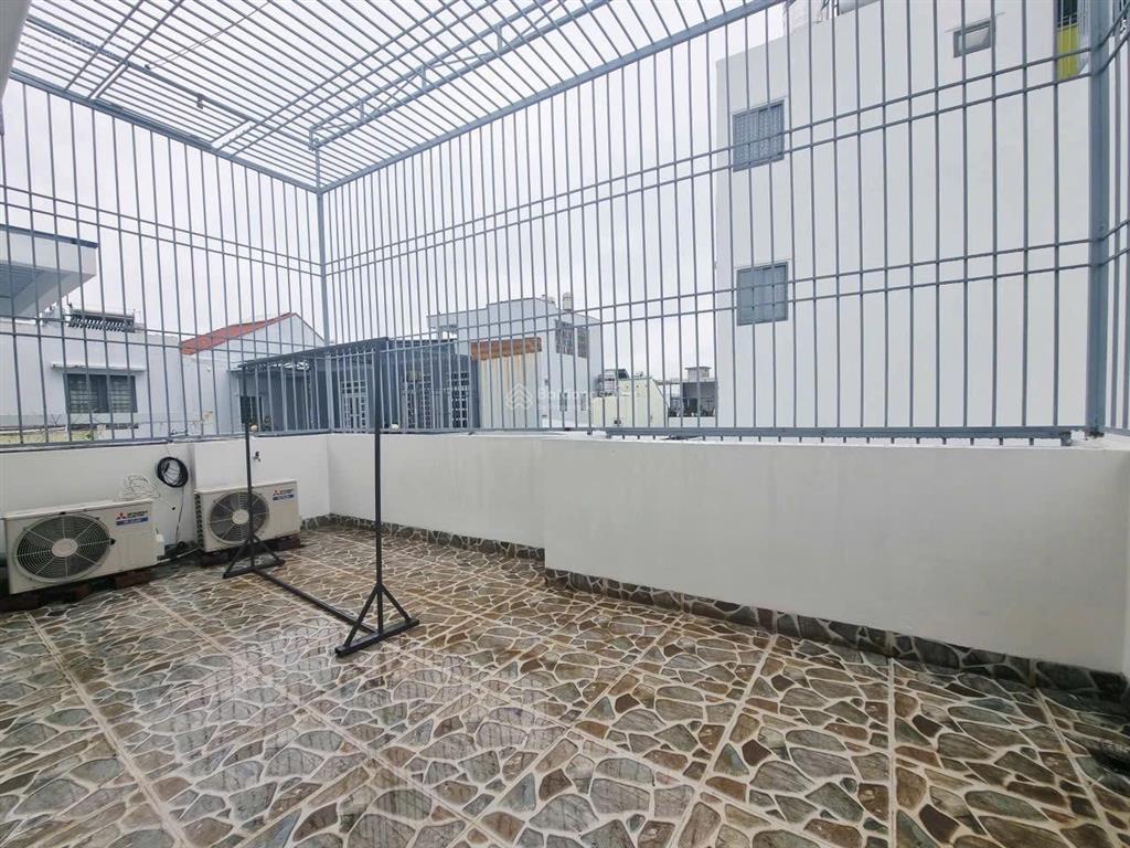 Bán nhà 3 tầng hẻm lạc long quân, phường phước tân 54m2 giá 4 tỷ 700