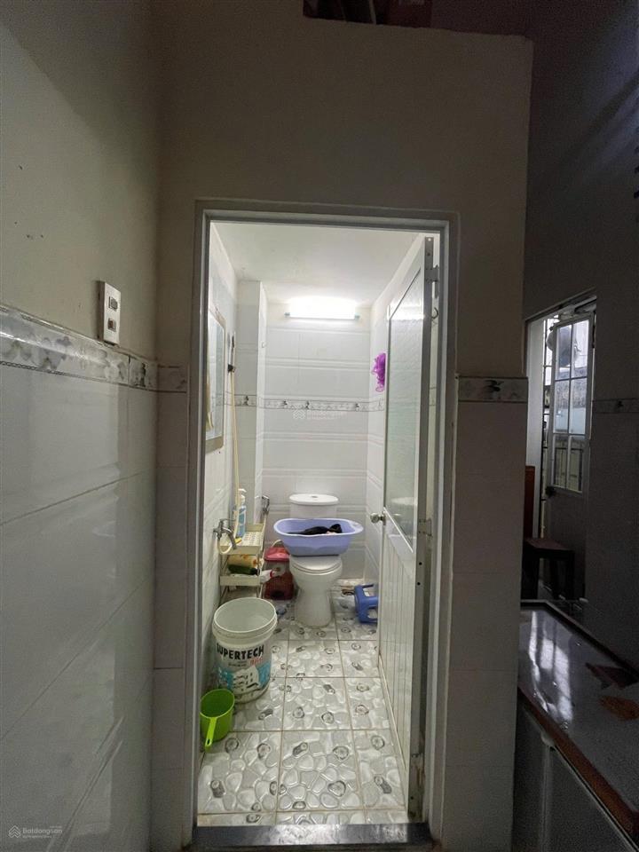 Bán nhà 2 tầng cách đường đồng nai phước hải tầm 30m , nha trang. giá 2 tỷ 200