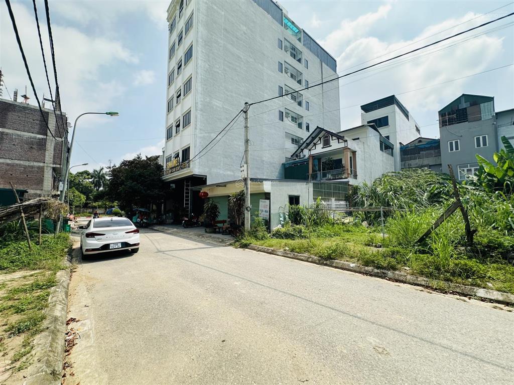 Giảm giá bán nhanh 200m2 đất tái định cư bắc phú cát đẹp nhất tại hoà lạc