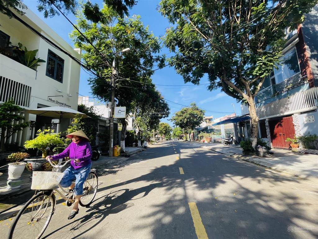 Chính chủ cần bán lô góc đường lương thúc kỳ, đường thông thẳng ra bãi tắm sơn thủy