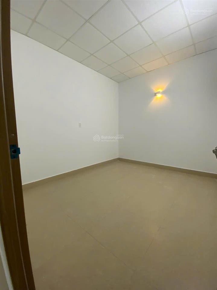 Bán nhanh nhà đa mặn 2, đối diện công viên thoáng mát, hướng đông nam,  0905 783 ***