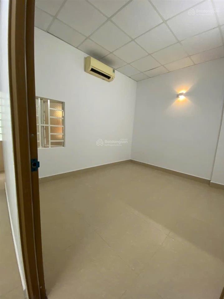 Bán nhanh nhà đa mặn 2, đối diện công viên thoáng mát, hướng đông nam,  0905 783 ***