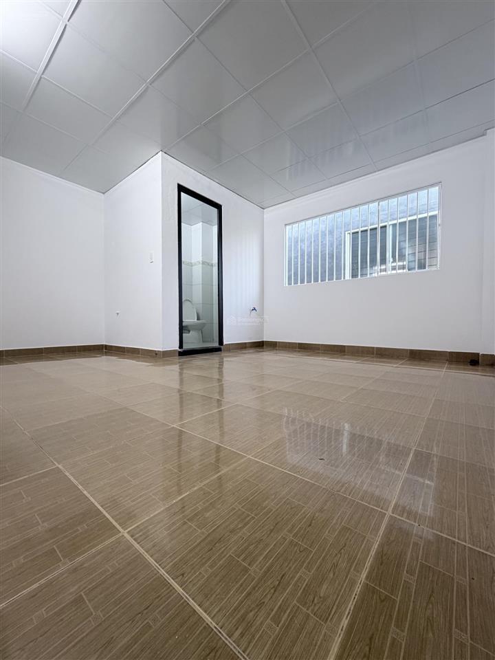 Bán đất tặng nhà 2 tầng đường lê đình chinh, ngay võ chí công,  0905 783 ***