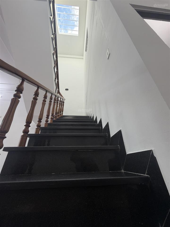 Bán đất tặng nhà 2 tầng đường lê đình chinh, ngay võ chí công,  0905 783 ***