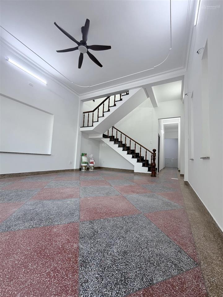 Bán đất tặng nhà 2 tầng đường lê đình chinh, ngay võ chí công,  0905 783 ***