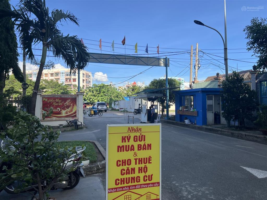 Chung cư gia phú (2pn, thang máy)  chuyển chỗ ở cần bán gấp