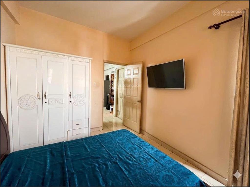 Chung cư gia phú (2pn, thang máy)  chuyển chỗ ở cần bán gấp